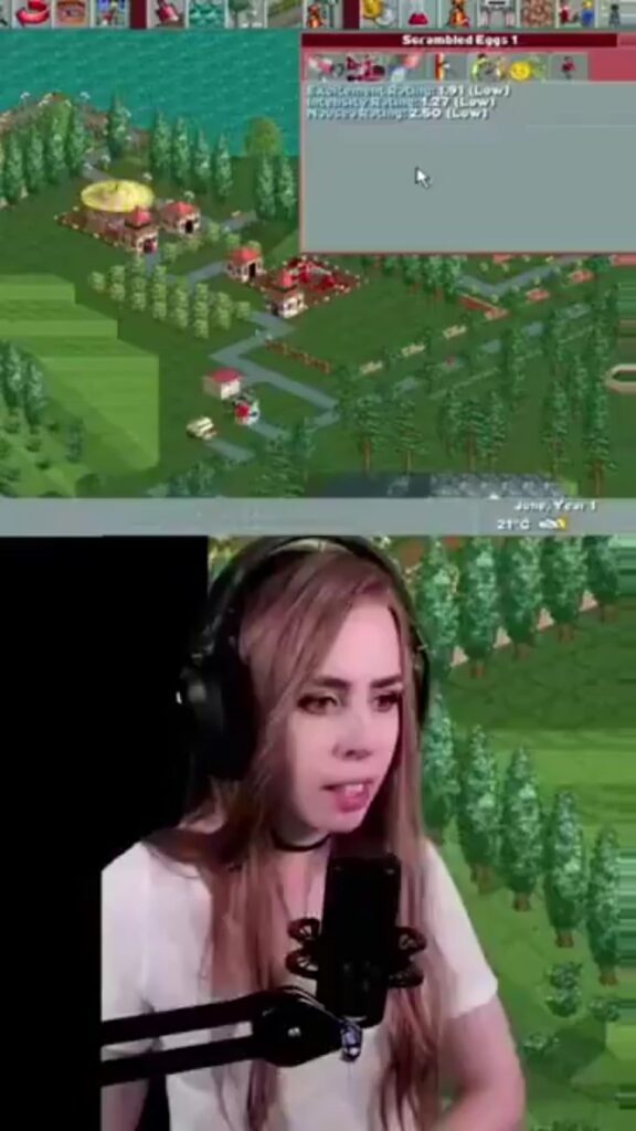 ゲーム実況をしている女性