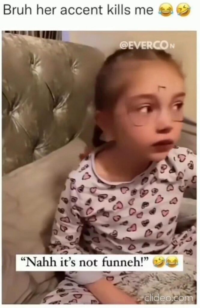 ハリーポッター風のメイクで怒る女の子